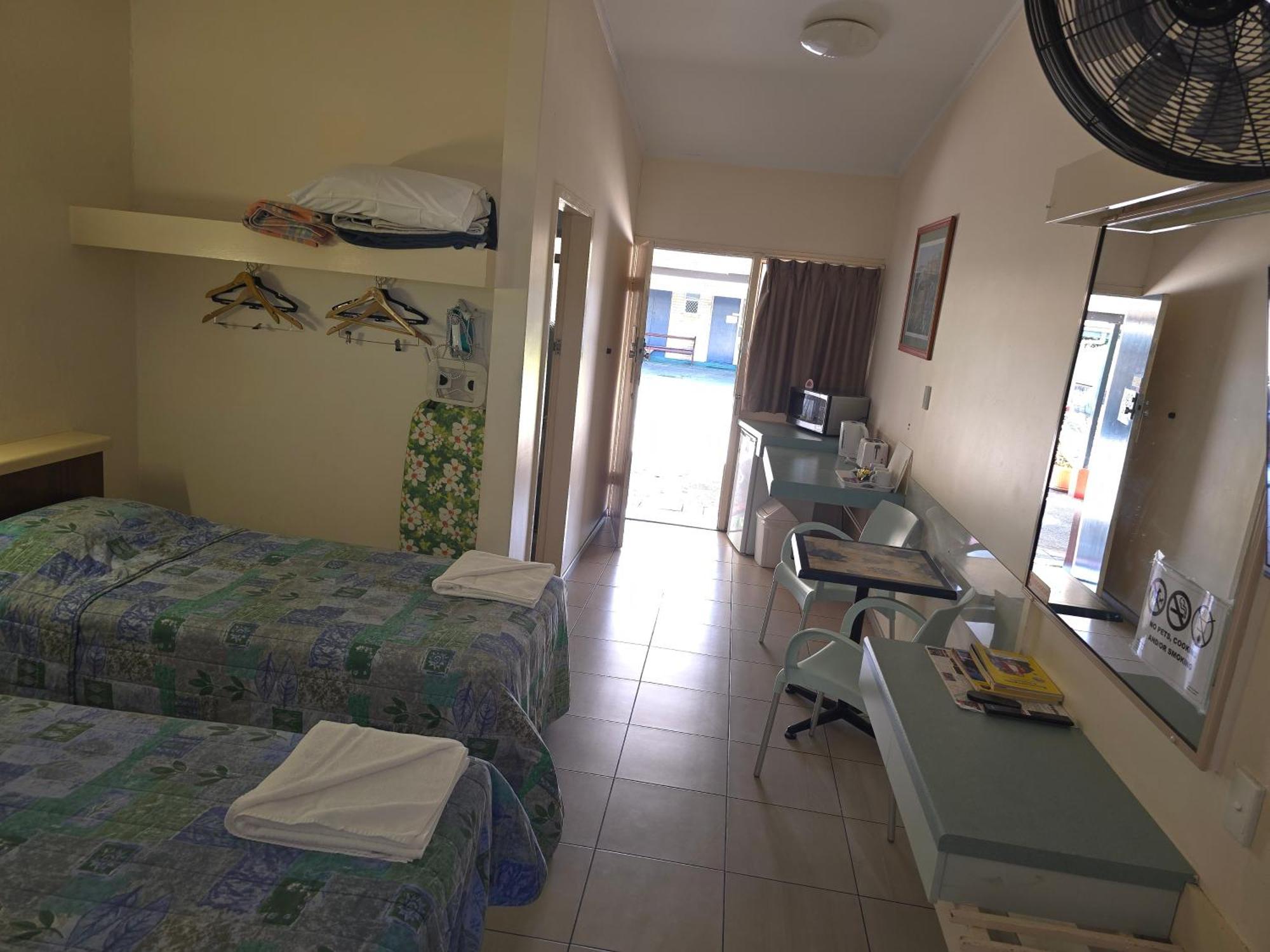 Royal Motel 5*