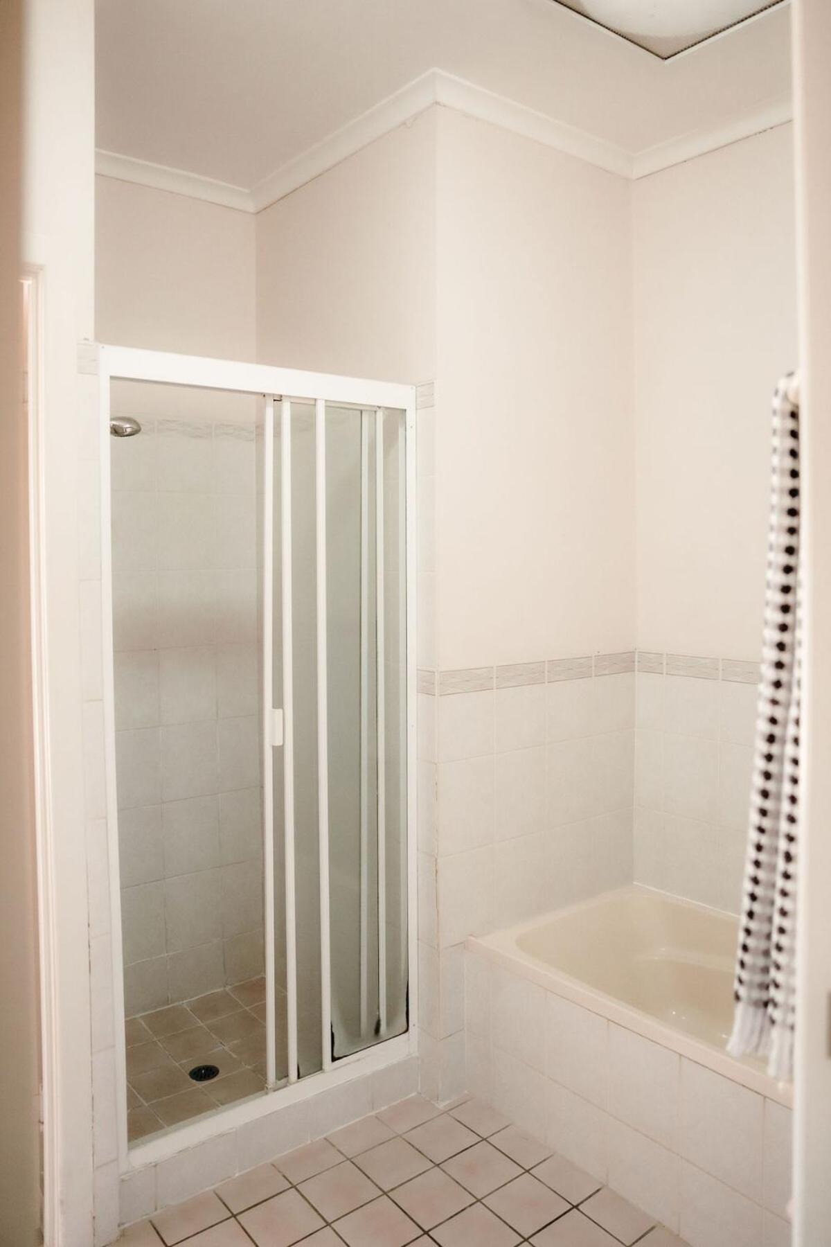 Apartment Unit 2, Rocky Cbd
