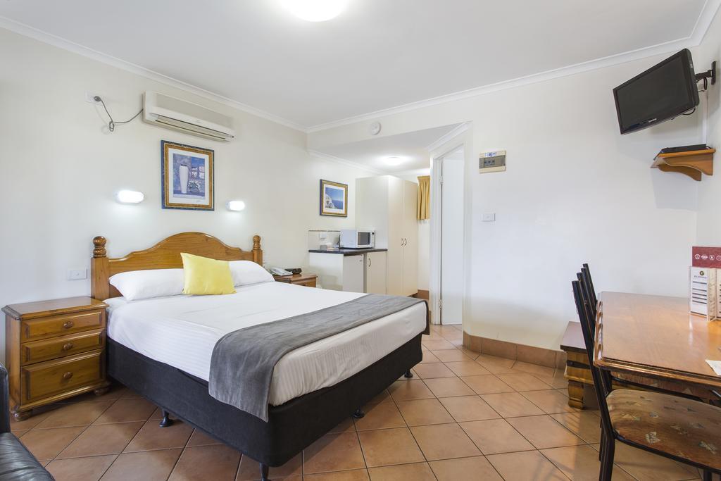 Glenmore Tavern Hotel 3*