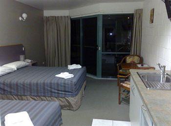 Capricorn & Conference Centre 3*