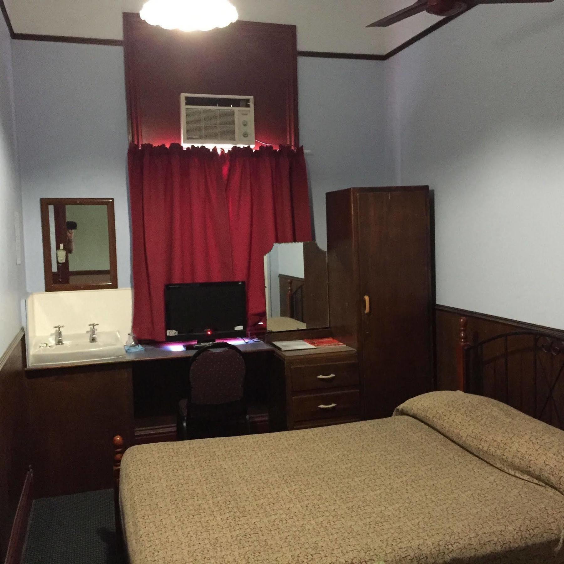 Motel Criterion Hotel-motel Rockhampton