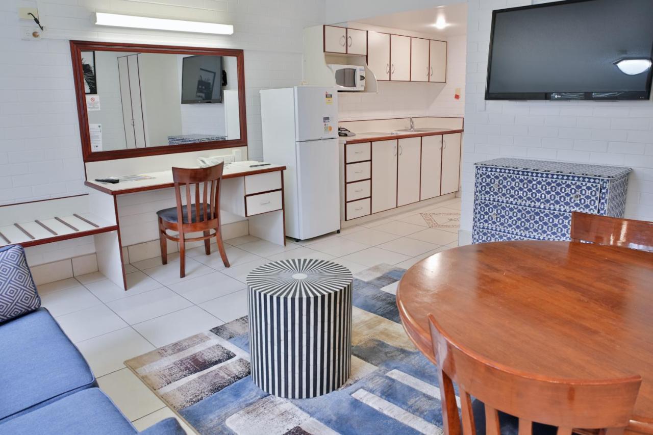 Park Motel 4*