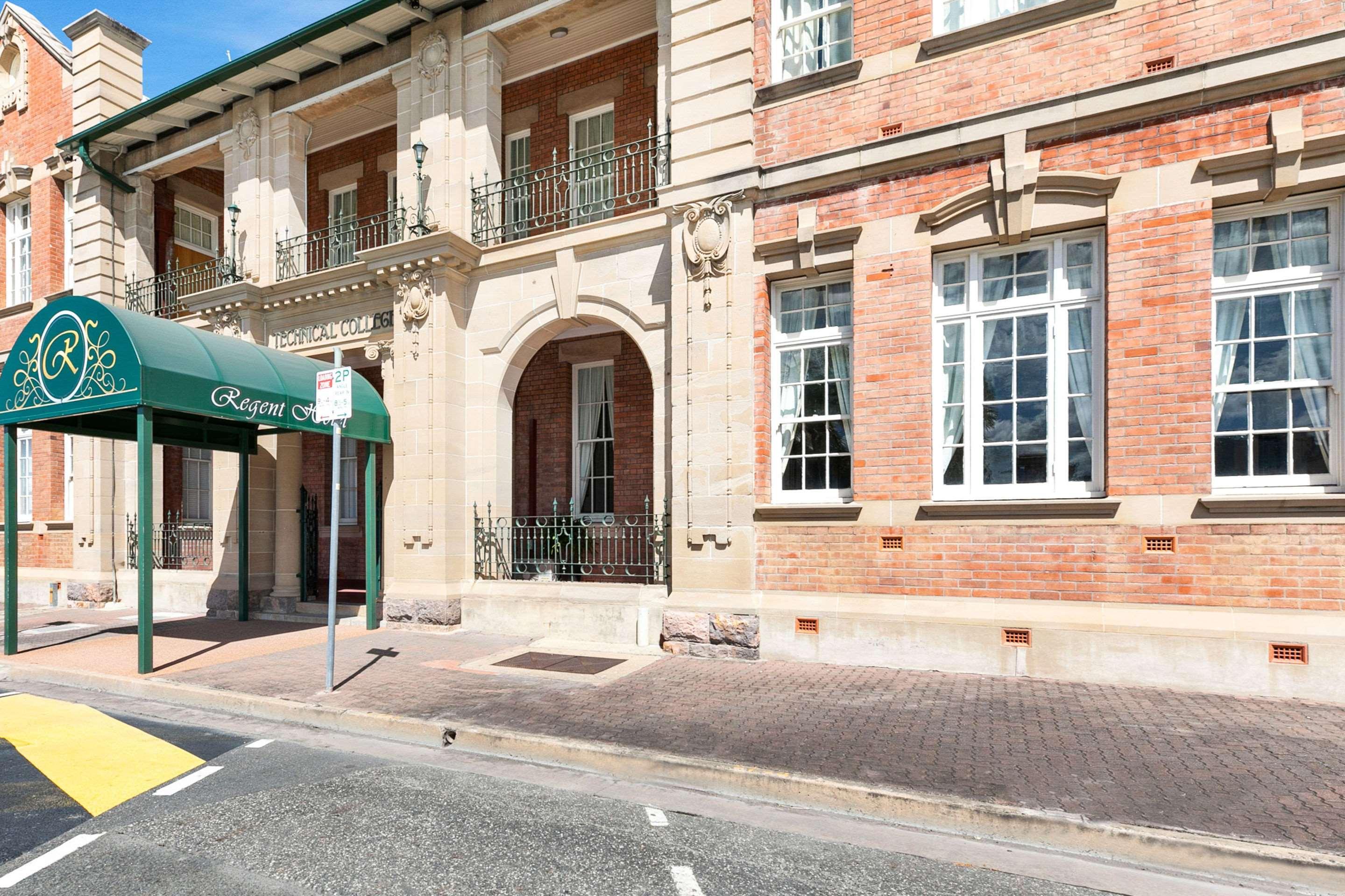 Quality Regent Hotel