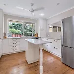 Lamington Cottage