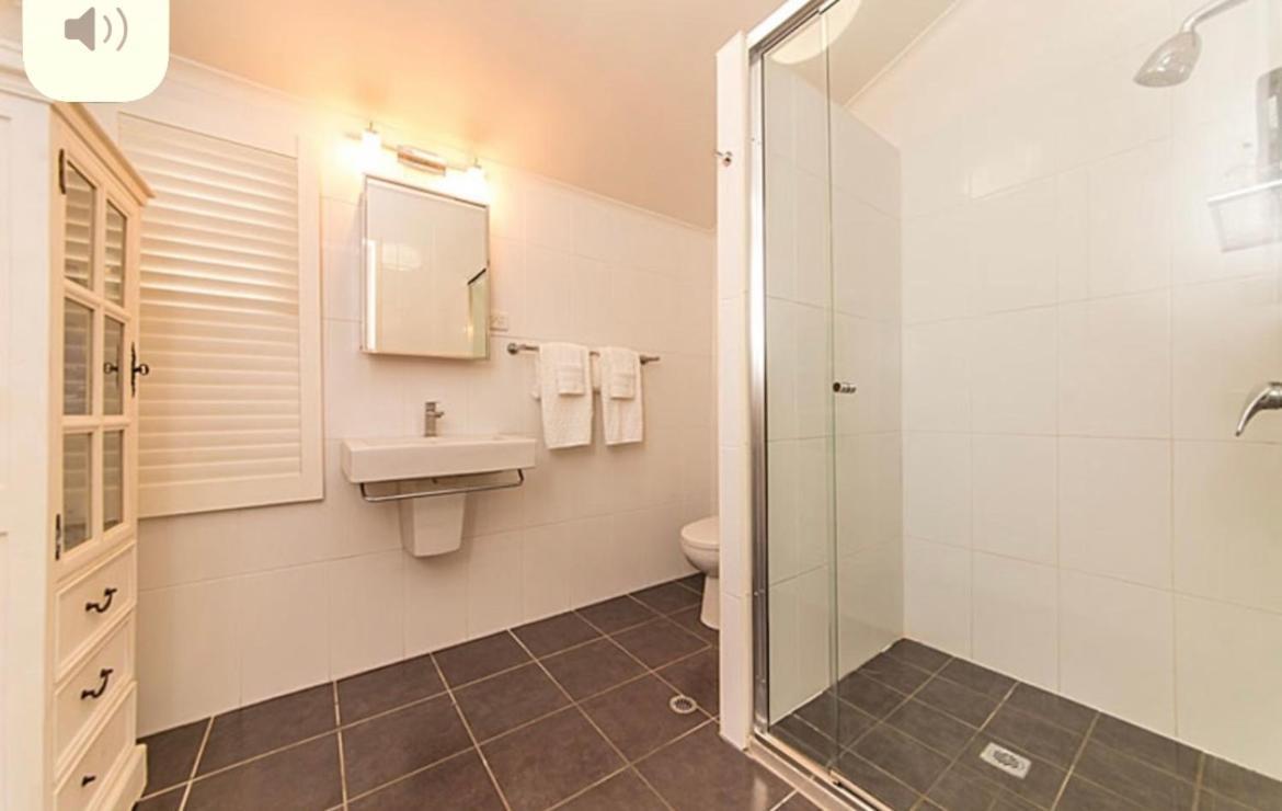 Holiday home Homestead On The Range - Sleeps 12 Rockhampton