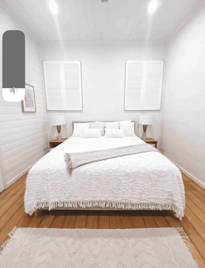 Homestead On The Range - Sleeps 12 Holiday home Rockhampton