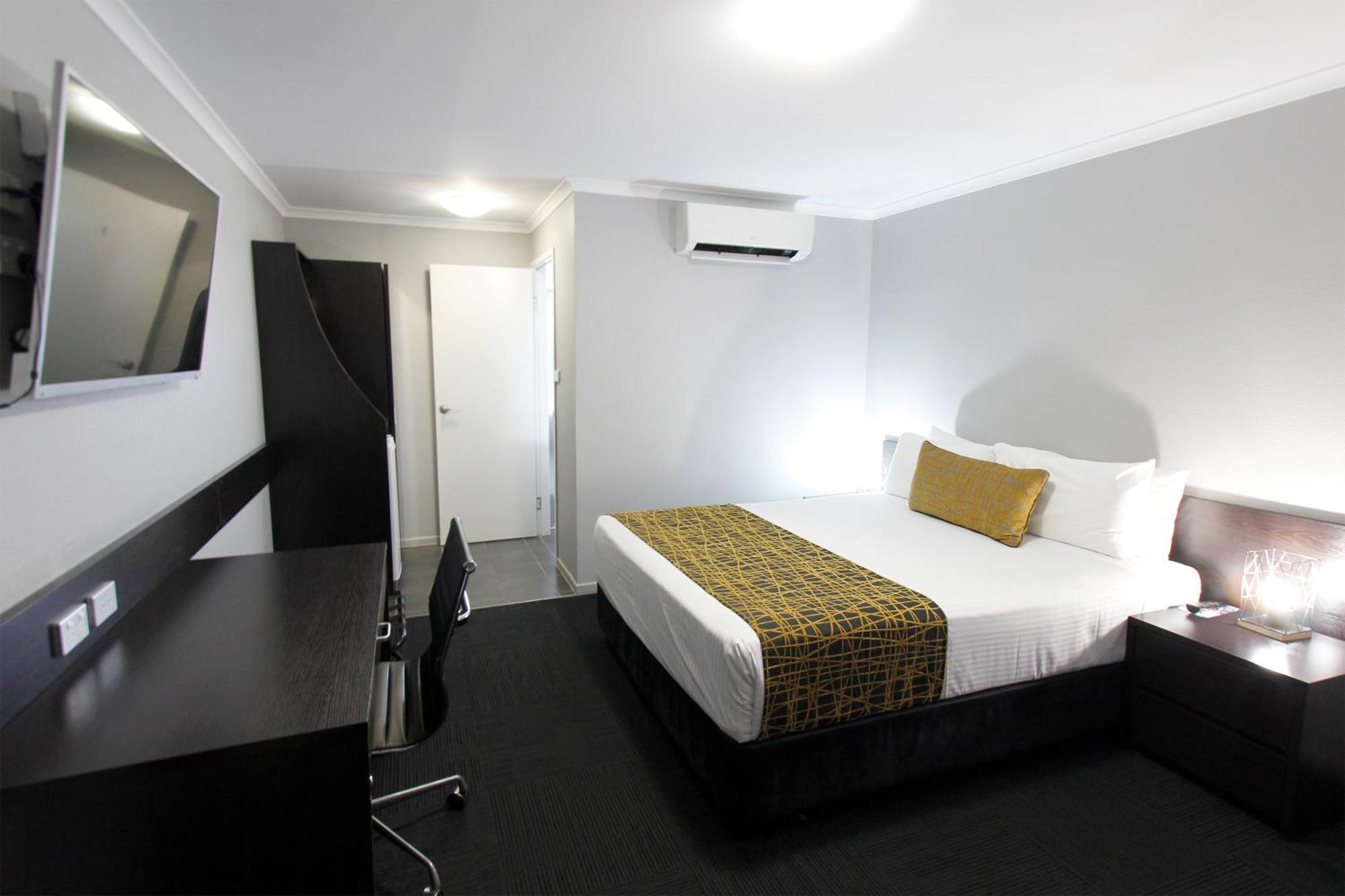 The Stirling 4* Rockhampton
