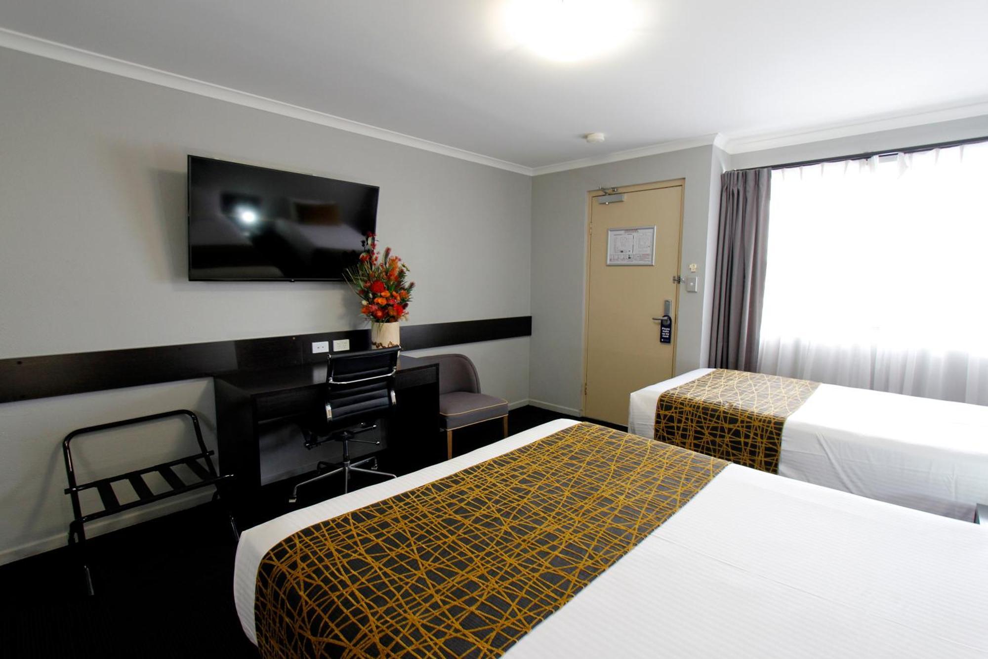 The Stirling 4* Rockhampton
