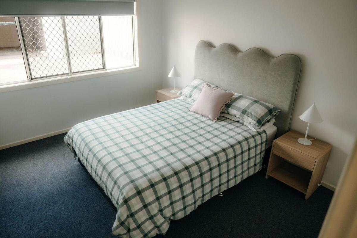 Apartment Unit 1, Rocky Cbd