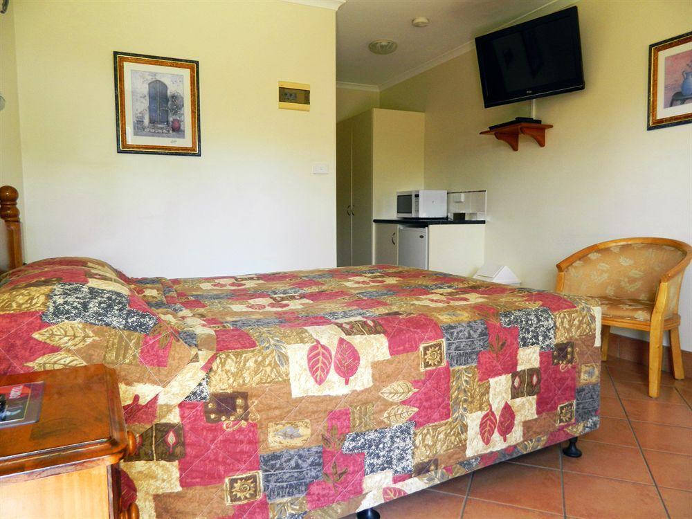 Glenmore Tavern Hotel