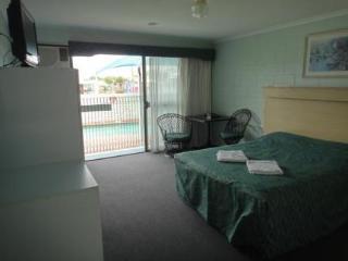 Motel Y