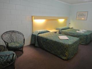 Y Motel