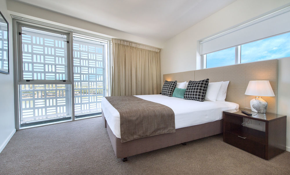 Empire Aparthotel