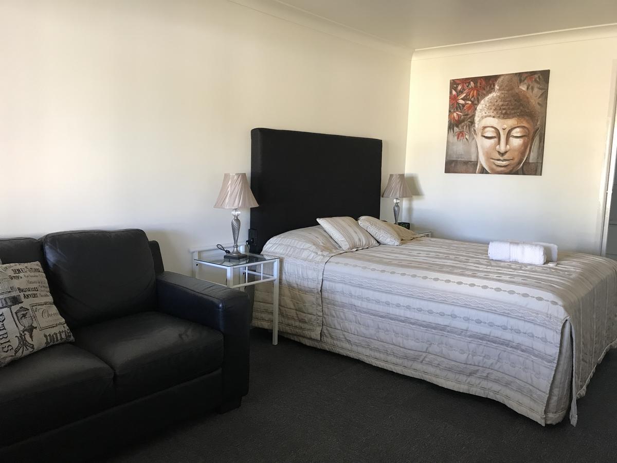 Motel Porky's Rockhampton