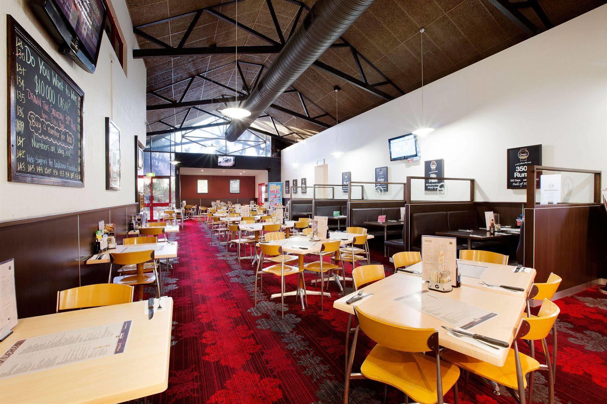 Hotel Glenmore Tavern